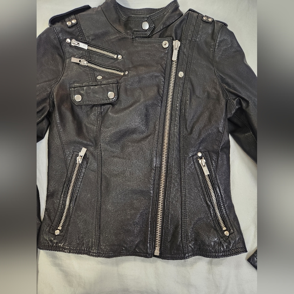 BLACK RIVET LEATHER JACKET - Picture 4 of 8